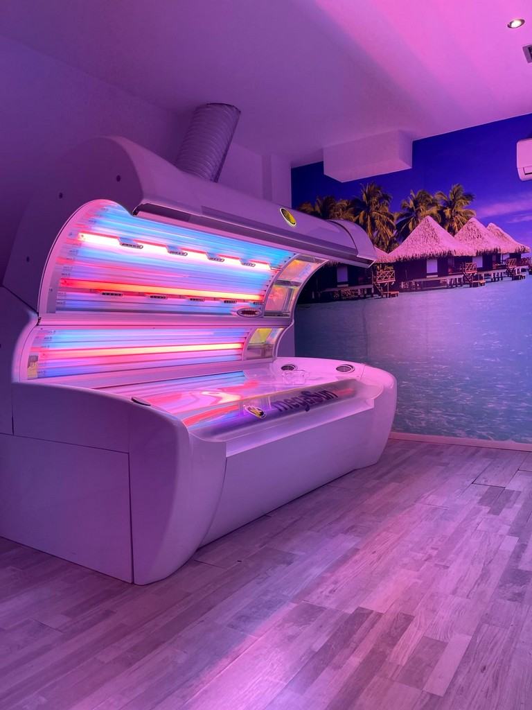 Studio Solarium ή Εναλλακτικές: Τι Δίνει Κάθε Επιλογή Μαυρίσματος